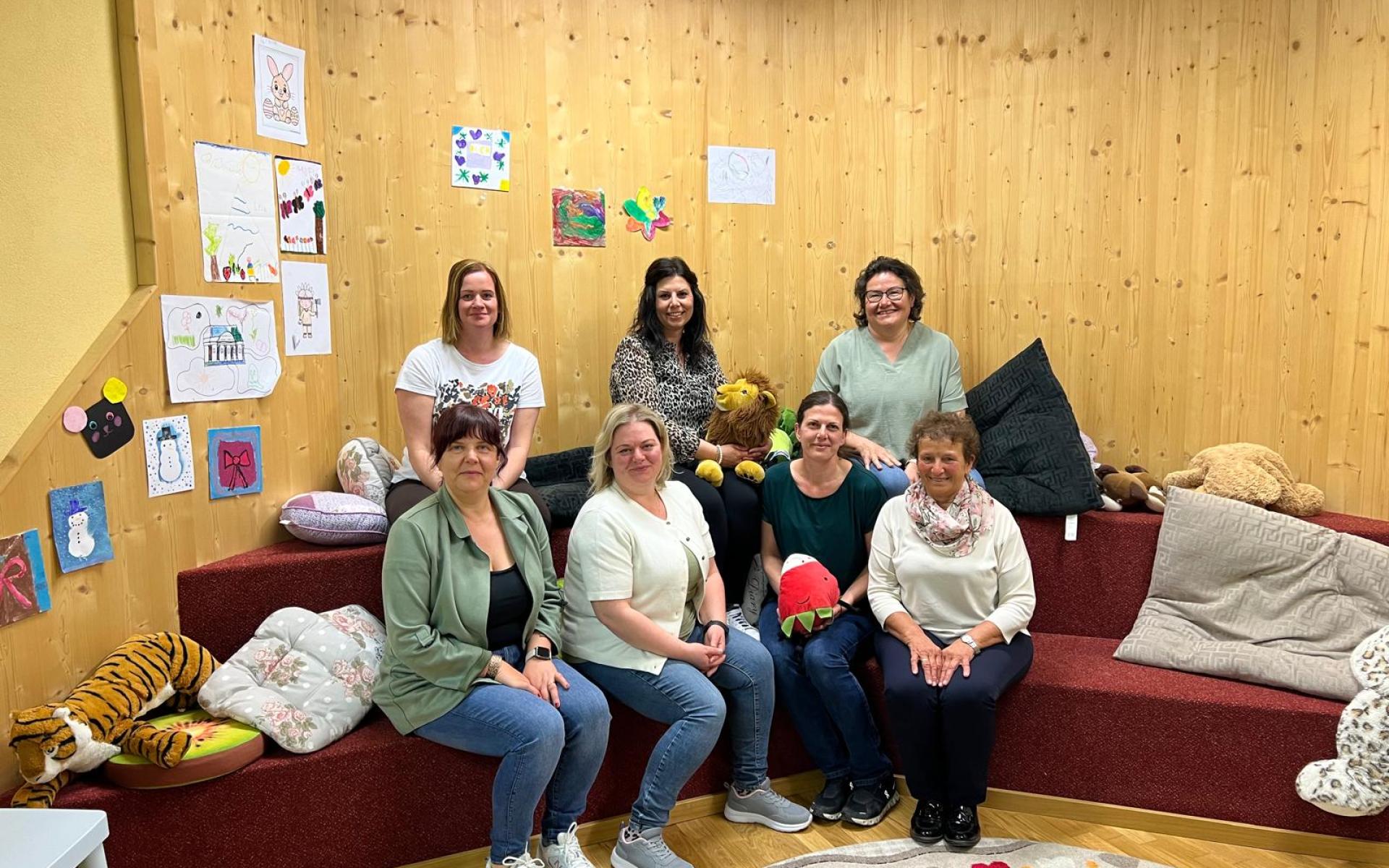 Petra, Miriam, Barbara, Irmi, Natalie, Marion und Gertraud